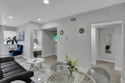 Bay Harbor Suites