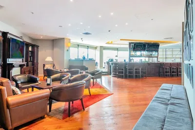 Sea City Views Takapuna Studio w Carpark
