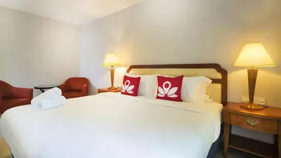 ZEN Rooms Sixth Avenue