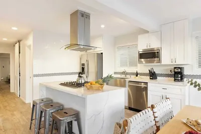 Mission Point Buyout by Avantstay Two Unit Buyout w/ Patio, Fire Pit & Close to Beach! 6bdrs