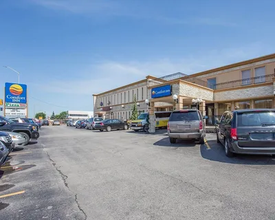 Quality Inn Toronto Airport