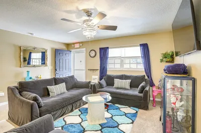 5 Mi to Beach: Family-friendly Home in Clearwater!