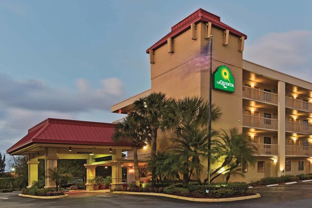 La Quinta Inn by Wyndham West Palm Beach - Florida Turnpike