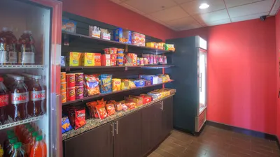 Holiday Inn Express Hotel & Suites Elk City by IHG