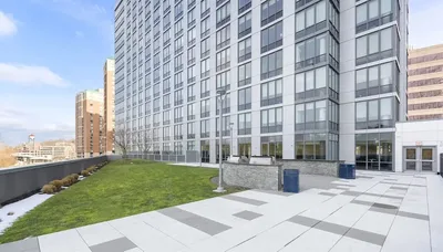 Global Luxury Suites in White Plains