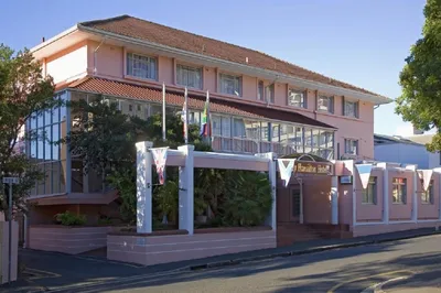 Lady Hamilton Hotel
