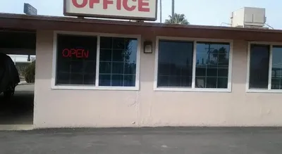 Budget Inn
