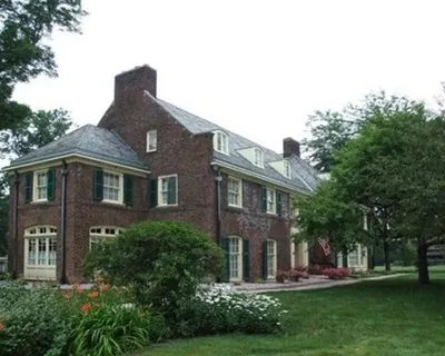 Montague Inn