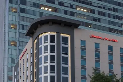 Hampton Inn & Suites Phoenix Downtown