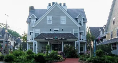 Artists Colony Inn