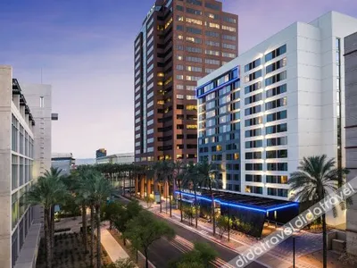 AC Hotel by Marriott Phoenix Downtown