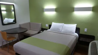 Motel 6 Ontario, CA - Airport