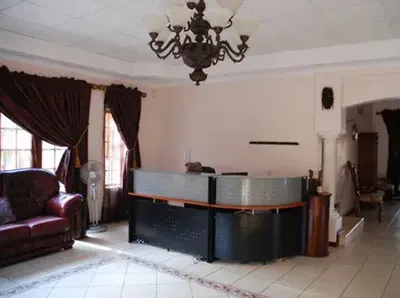 Paulas Guesthouse