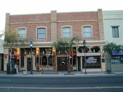 GasLight Inn