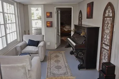 Riverstone House