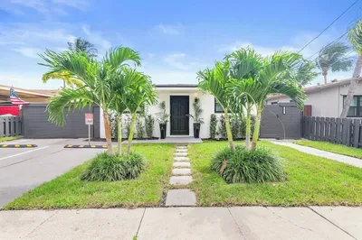 Waterfront Duplex Tropical Oasis
