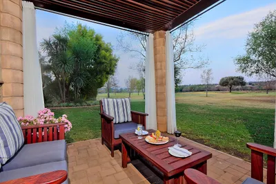Centurion Golf Suites Boca Walk