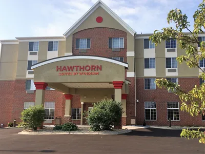 MainStay Suites Fitchburg - Madison
