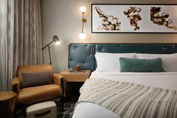 Hotel Distil, Autograph Collection