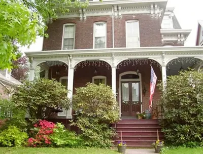 Hillard House Inn