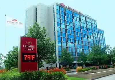 Crowne Plaza Chicago Ohare Hotel & Conf Ctr by IHG