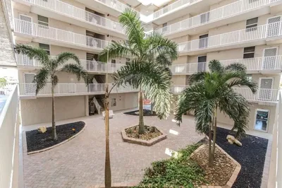 Beach & Tennis 4408