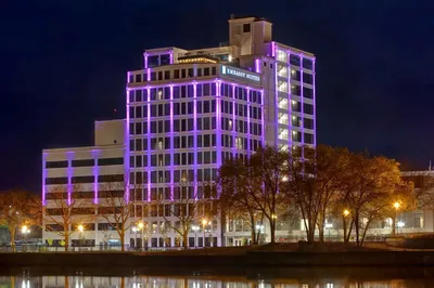 Embassy Suites Rockford Riverfront