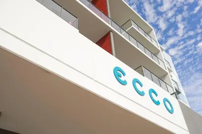 Stylish Modern Ecco Complex