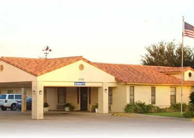 Executive Inn