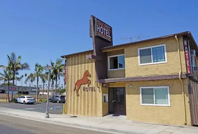 Holly Crest Hotel   Los Angeles, Lax Airport