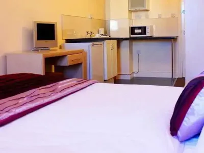 City Express Aparthotel
