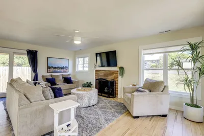 Walk to Dtwn Camas! Updated Home w/ Game Room