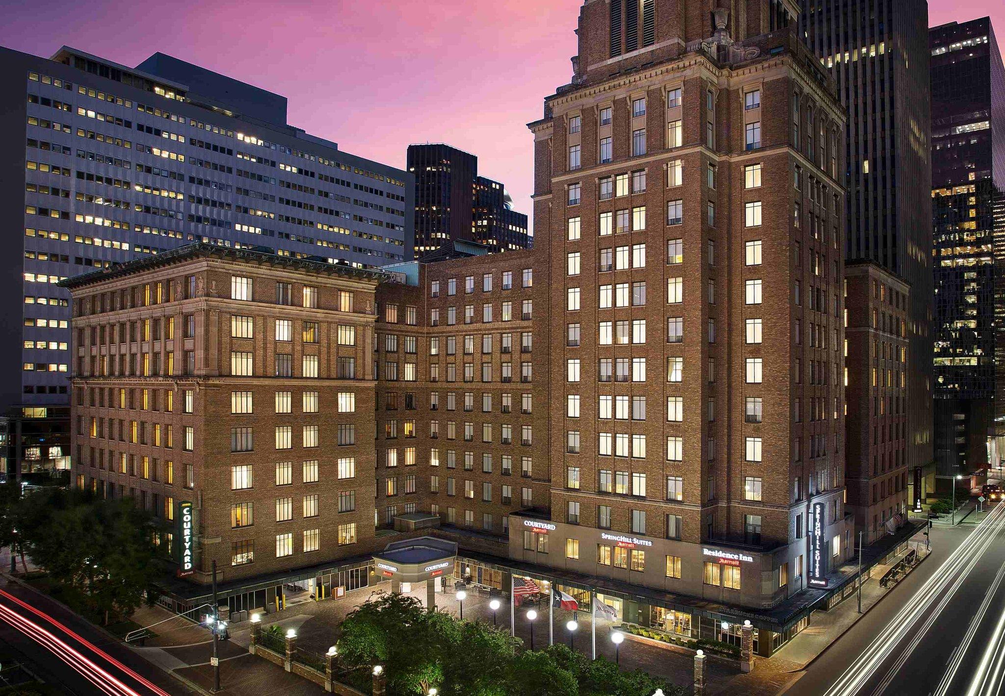 Courtyard by Marriott Houston Downtown/Convention Center