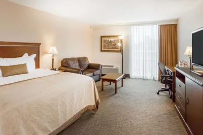 Wyndham Riverfront Little Rock