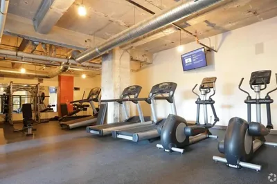 Convention Center 2bd Near Hotspots