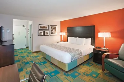La Quinta Inn & Suites by Wyndham Mansfield OH