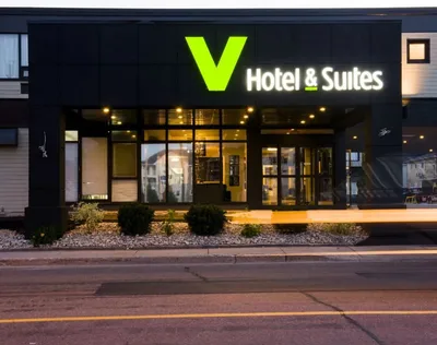 V Hotel & Suites