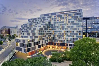 Hampton Inn Boston Seaport District
