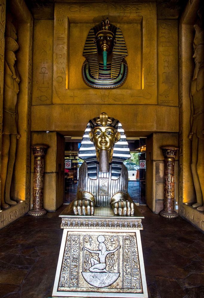 Sphinx Hotel Motel