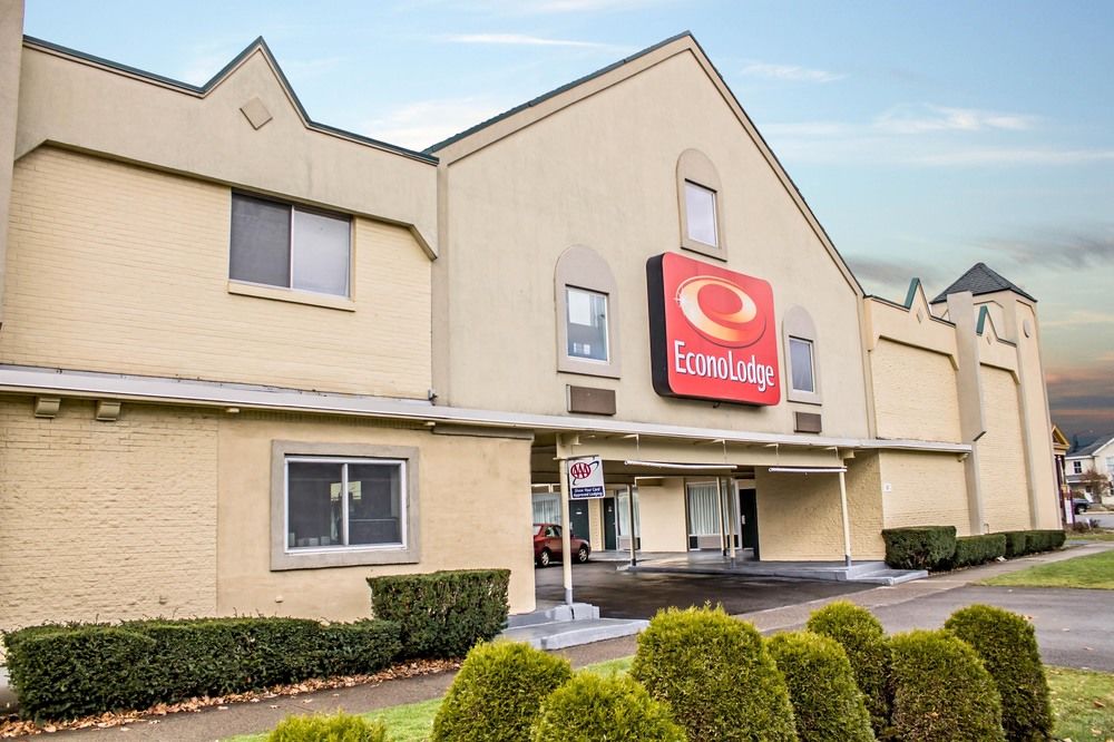 Econo Lodge Cortland Downtown