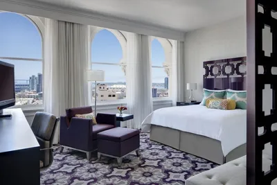 Courtyard by Marriott San Diego Downtown