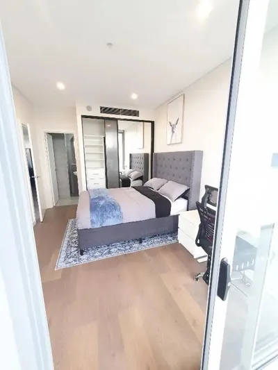 Luxury Loft 3 Bed, 2 Bath, Sleeps 6, Pool, BBQ, No parties