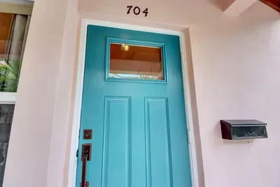 Grandview Heights Vacation Homes – Pink House