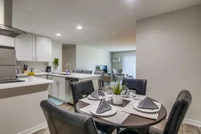 The Luxe Suites of Temecula Heights