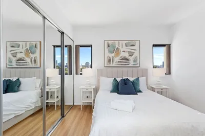 1bdr Parking on Beaufort Street