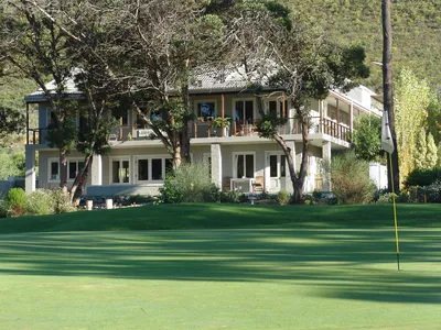 Hermanus Lodge on the Green