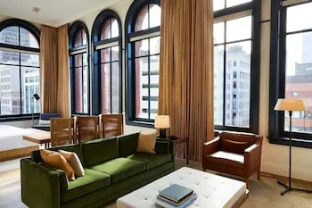 Shinola Hotel
