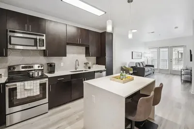 Midtown 205