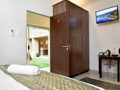 Five O'clock Zen Boutique Guest House