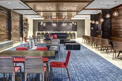Hampton Inn & Suites Richmond - Downtown